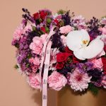 باکس گل بنفش ارکیده رز مینیاتوری و گل‌های بنفش