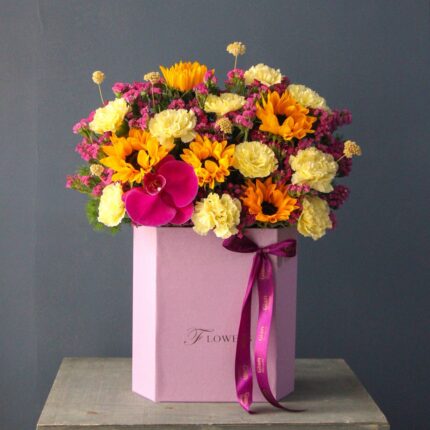 باکس گل ارکیده و آفتابگردان قیمت مناسب