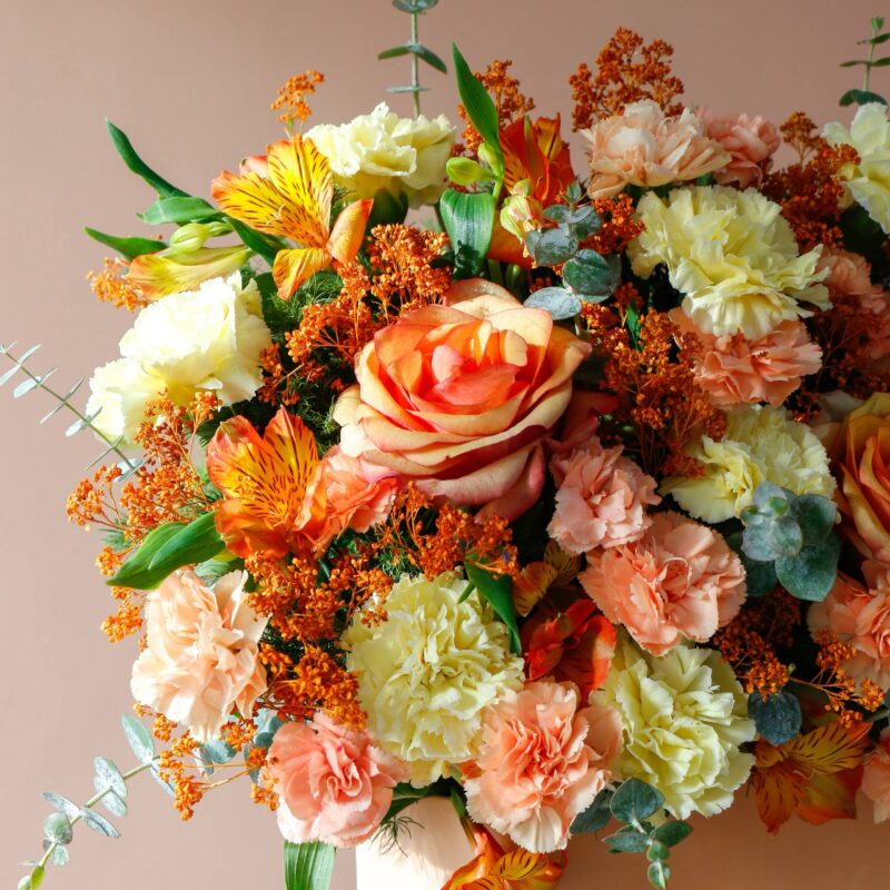 رز وینتیج میخک مینیاتوری گلبهی اکالیپتوس