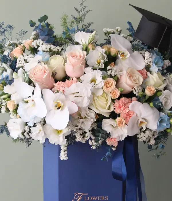 بهترین هدیه جشن فارغ‌التحصیلی؛ از انواع گل هدیه شیک گرفته تا ساعت و کتاب