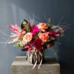 گلدان شیشه‌ای به همراه کاغذپیچی