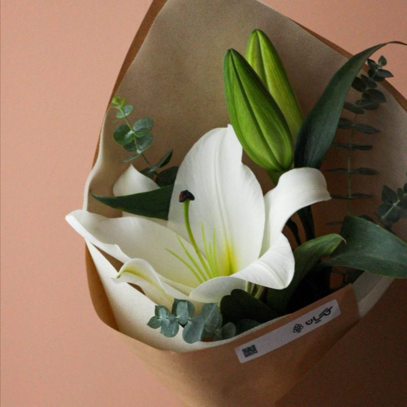 دسته گل مینیمال لیلیوم اورینتال سفید