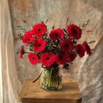 گلدان مینیمال ژربرا قرمز