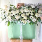 باکس گل سفید و سبز بزرگ برای خواستگاری گلفروشی گیان