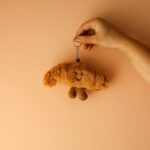 چارم بگ عروسک آویز کروسان